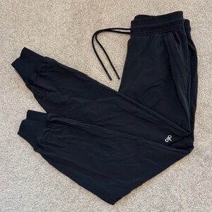 ALO Yoga Charcoal Gray Joggers